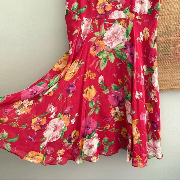Vintage 90s Chiffon Fit and Flare Vneck Floral Red Sleeveless Dress - Picture 3 of 6